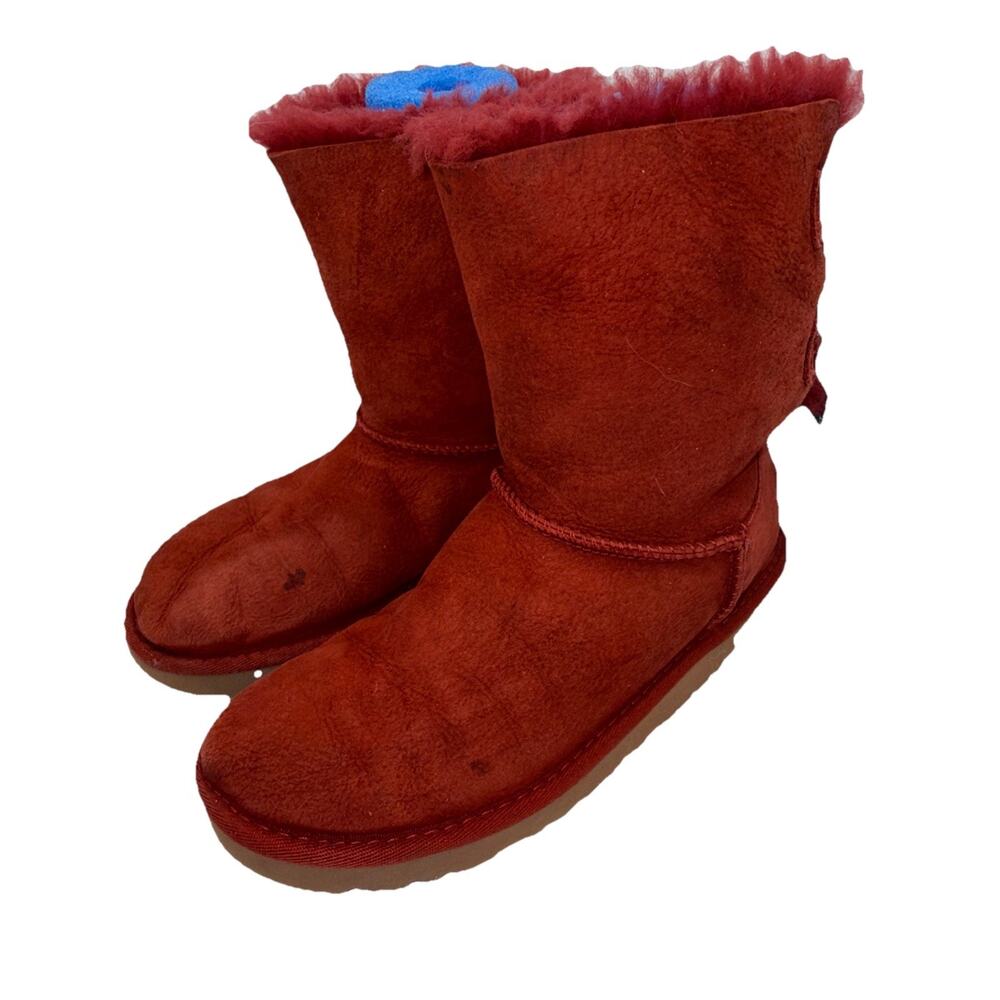 Size 4 - Women’s UGG Australia Boots Bailey Bow Coral in Red color